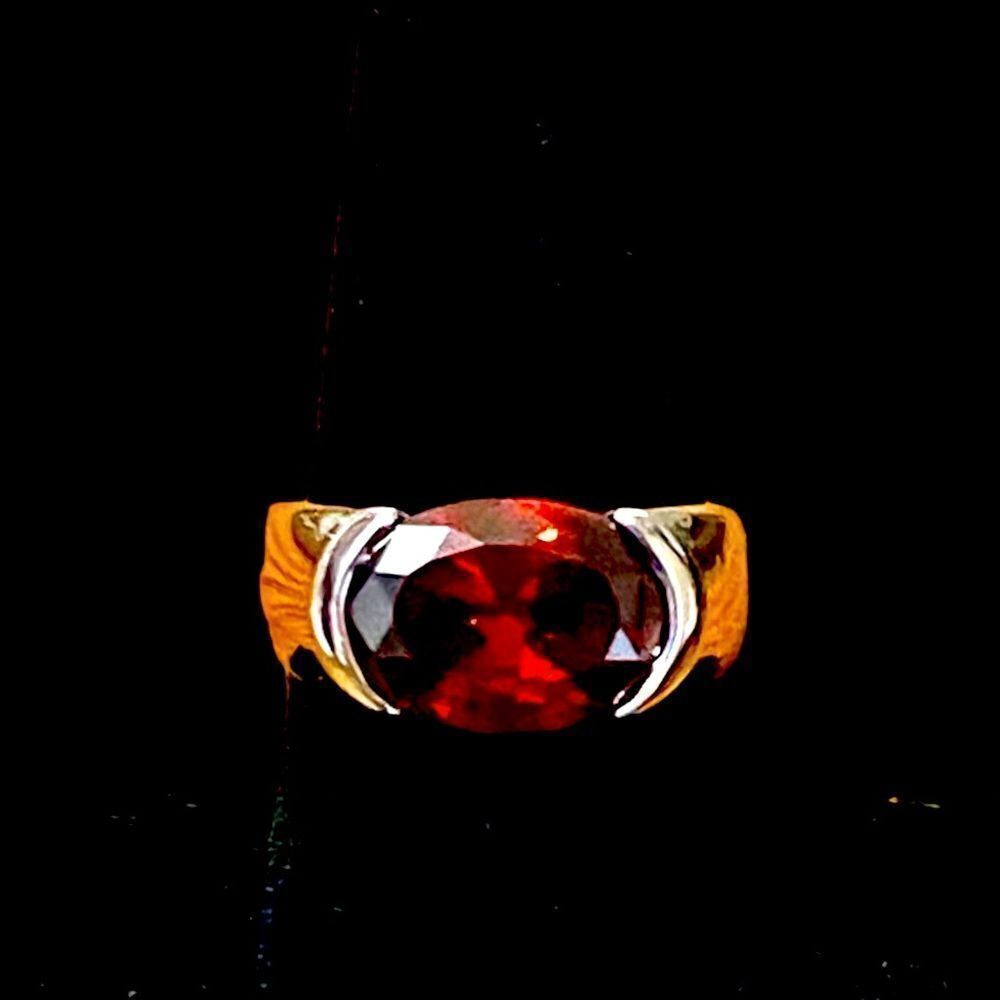 Silver Oval Garnet Gemstone Ring NEW